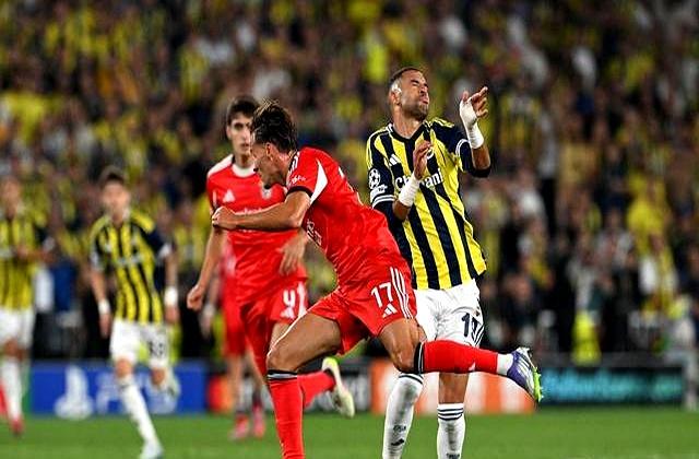 ayx-关于加时末段葡超传出新动向，休斯敦火箭更衣室发声，管理层表态——气氛紧张，团队化学反应显著的信息-ayx