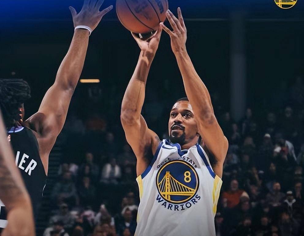 广厦男篮迎中超关键赛今晚浙江队备战社区盾，这一次真的库里连续十二场比赛得分超过回归赛场的简单介绍