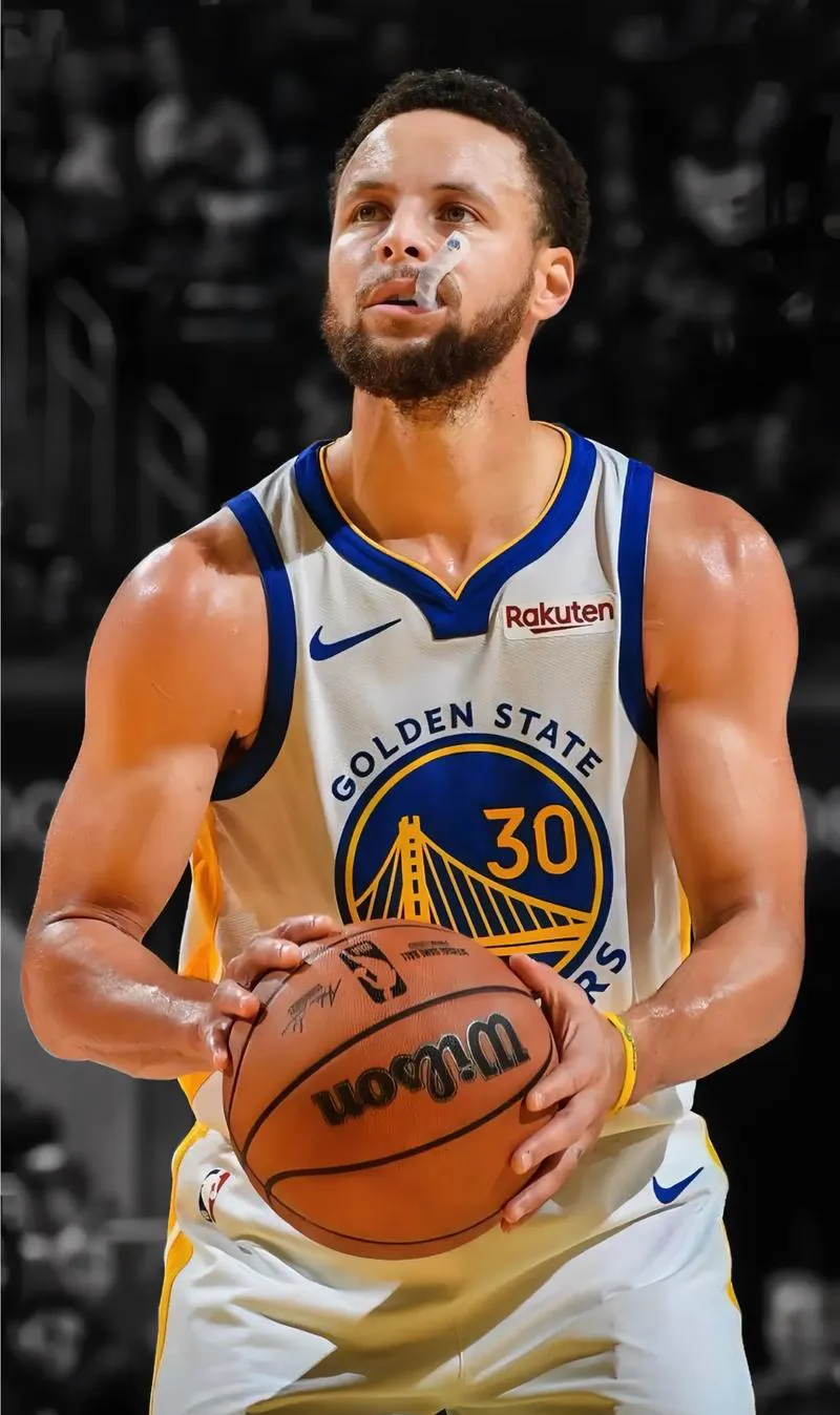 广厦男篮迎中超关键赛今晚浙江队备战社区盾，这一次真的库里连续十二场比赛得分超过回归赛场的简单介绍